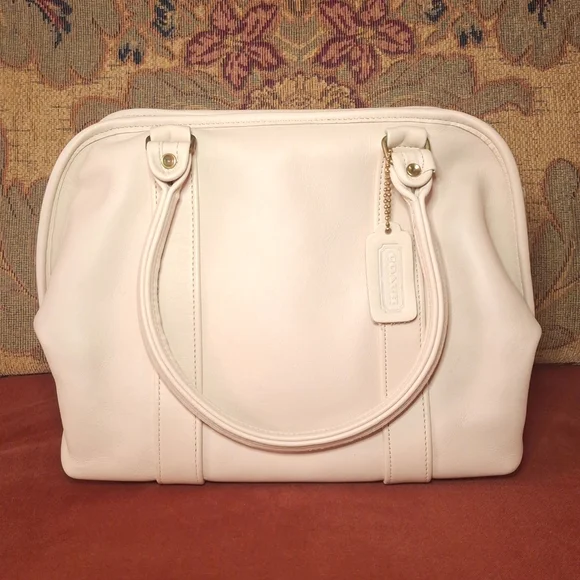 SOLD - NIB! Coach 4055 Vintage Leather Soft Satchel Bag in Bone - Picture 4 of 12